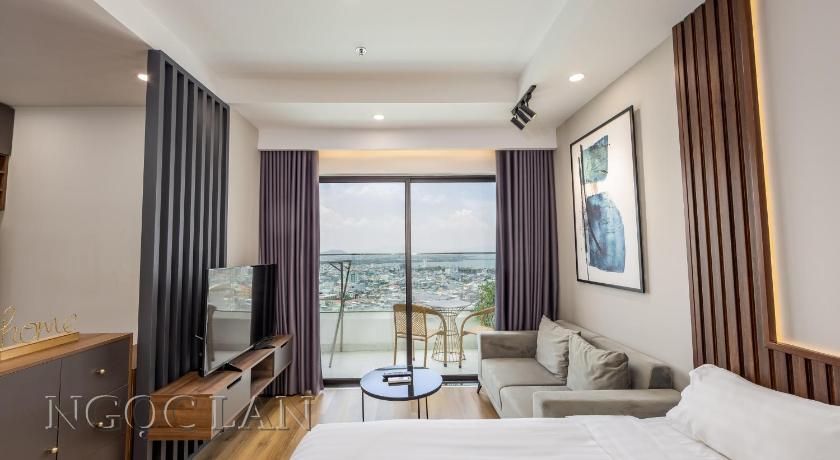 Studio Nhìn ra hồ (Studio with Lake View)
