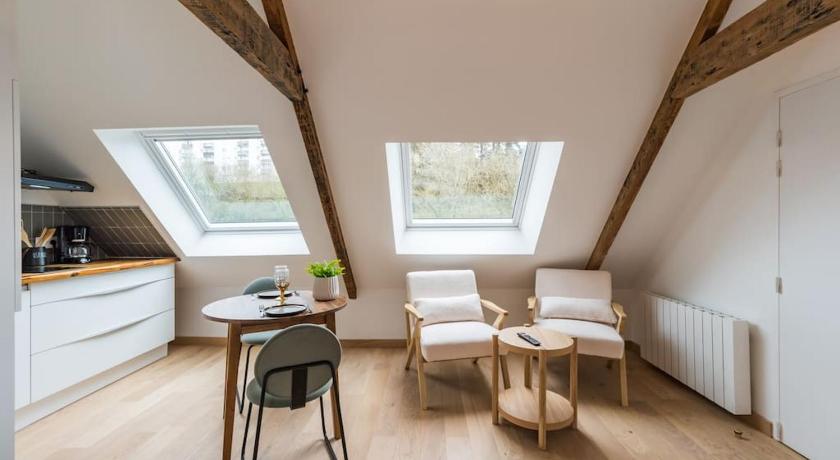 拉昂 Studio Elegant au Cœur Lannion 2星级 单人房 大堂