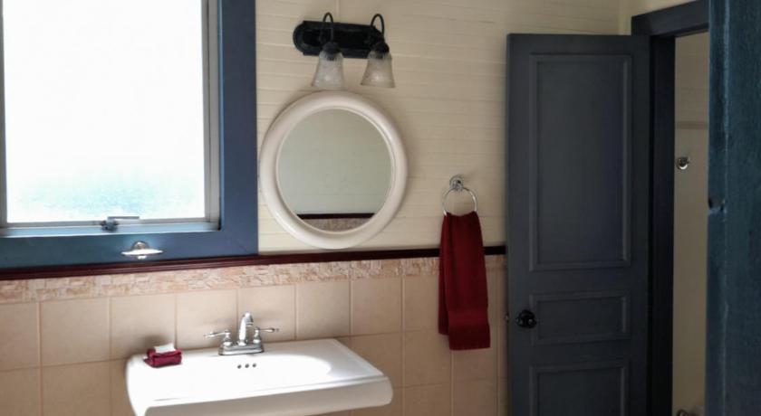 Image of Economy Double Room 13