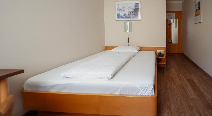 Image of Economy Single Room 1