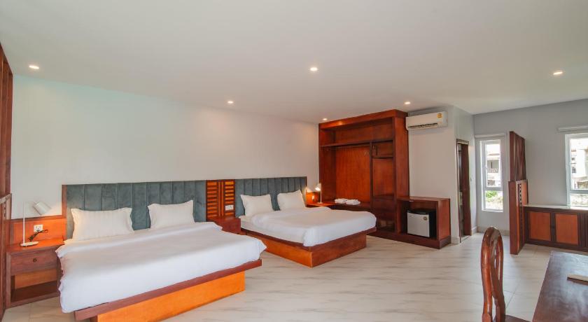 Golden Sanctuary Boutique Hotel - image 13