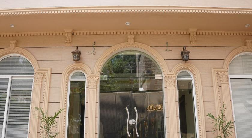 Metro One Hotel Lahore - image 9