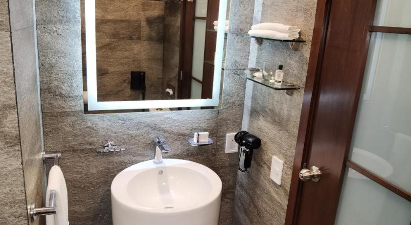 Image of Junior Suite 9 2