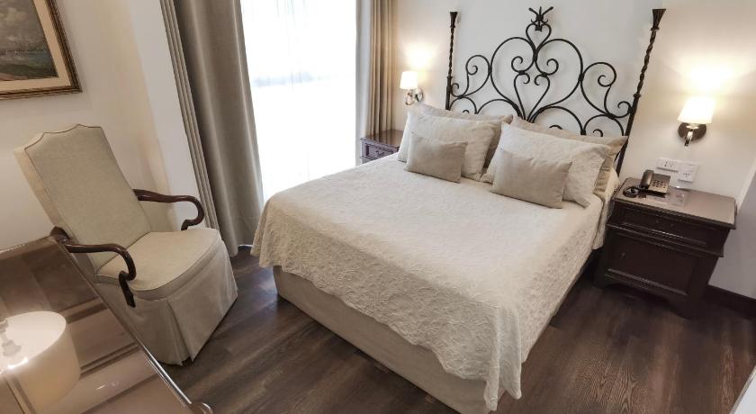 Image of Junior Suite 9 0