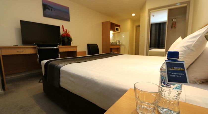 Image of Corporate King 7