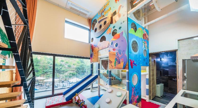 加平 Gapyeong teamo kids poolvilla 3つ星 ゲストハウス 外観