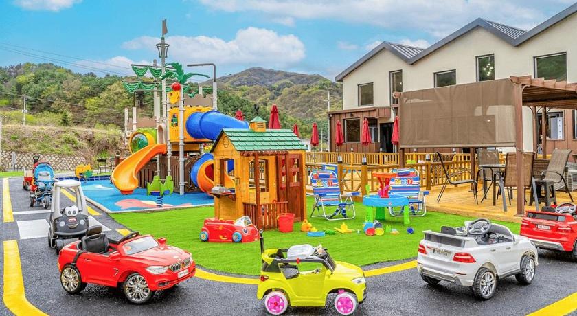 가평 가평 비비키즈 풀빌라 (Gapyeong BB Kids Pool Villa) 3성급 게스트하우스 로비