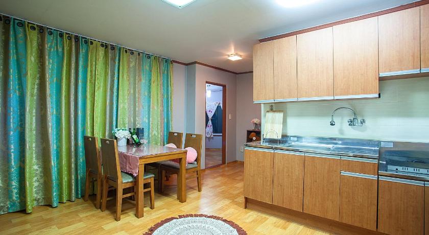 Image of Quadruple Room 2