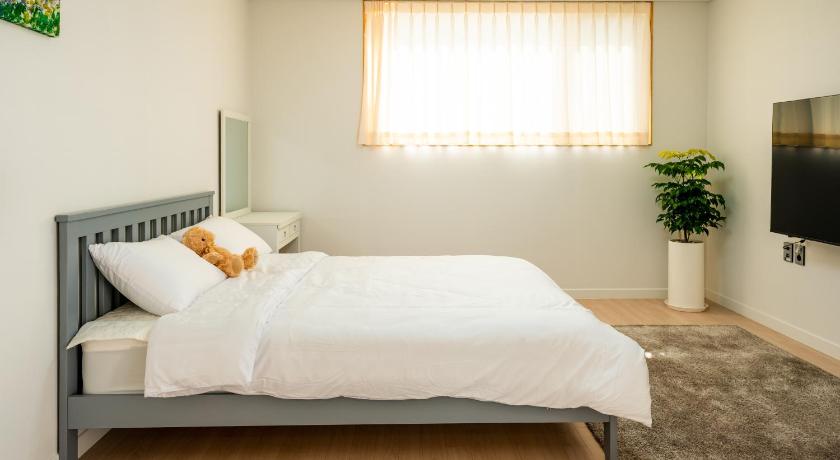 Jeju Da Pension to Stay at Jeju Fisheries Accommodation room