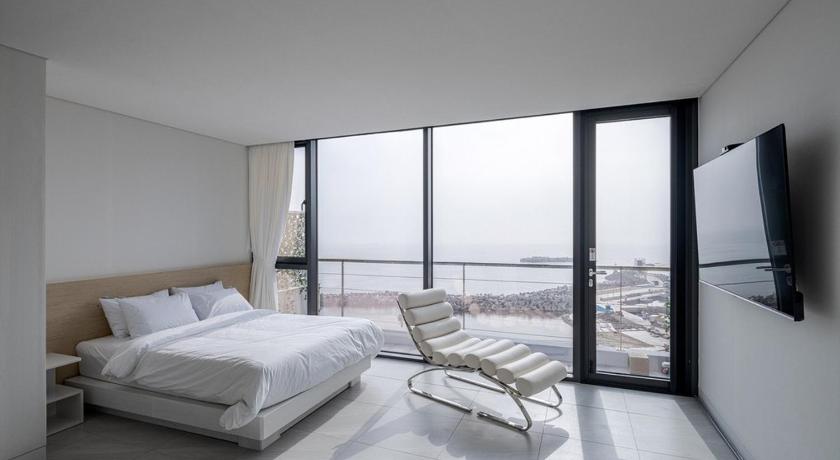 Pohang Pohang Madame Annette Pool Villa - dogs allowed 3-Star Guesthouse exterior