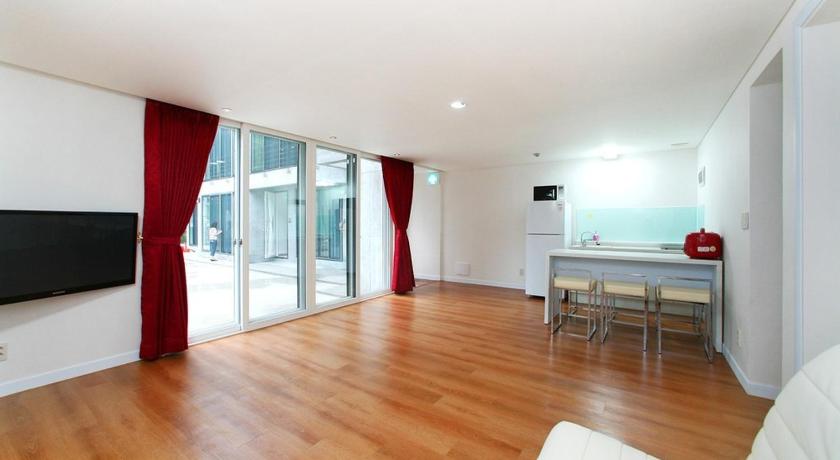 杨州 Art City Two 3星级 民宿 泳池