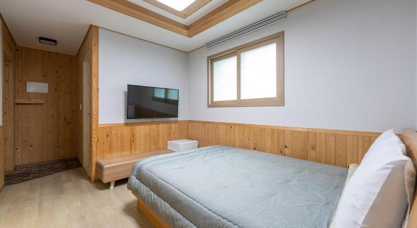 Gyeongju Gyeongju Guesthouse Picnic 3-Star Guesthouse suite