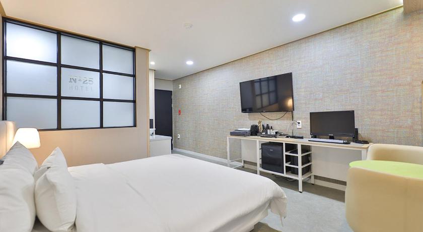 泗川 Number 25 Samcheonpo 2星级 酒店 套房