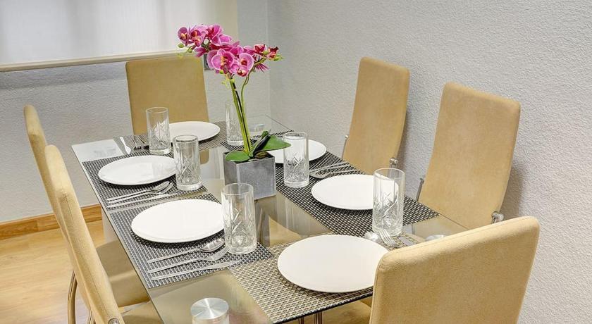 セビリア Apartamento Familiar Pureza 3つ星 シングルルーム 施設