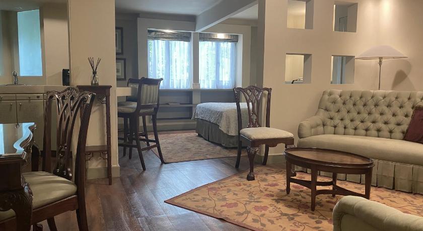 Image of Suite 5 3