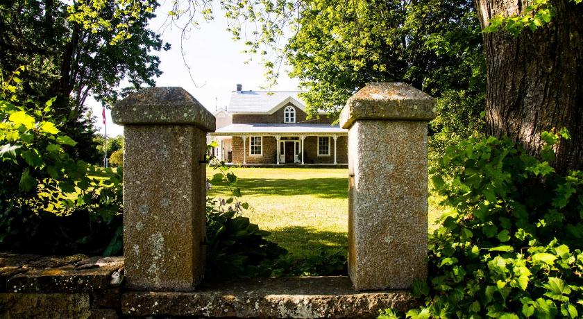 Harlem Stonegate B&B