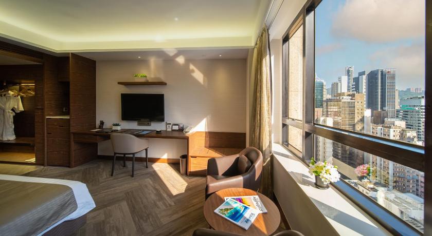 Image of Signature Plus King Room 1