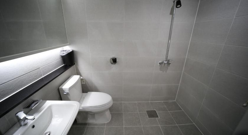 Image of Quadruple Room 1