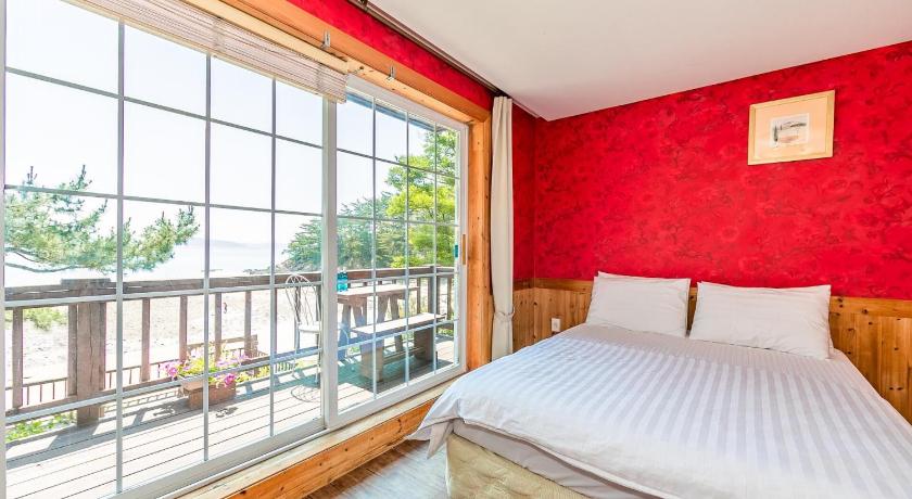 Image of Double Room 2 3