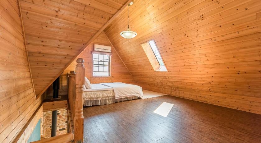Image of Quadruple Room 7