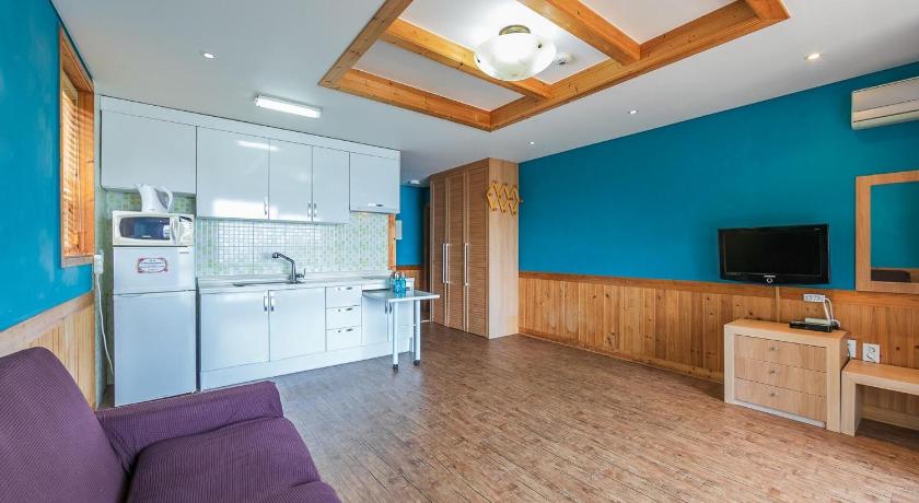 Image of Double Room 4 6