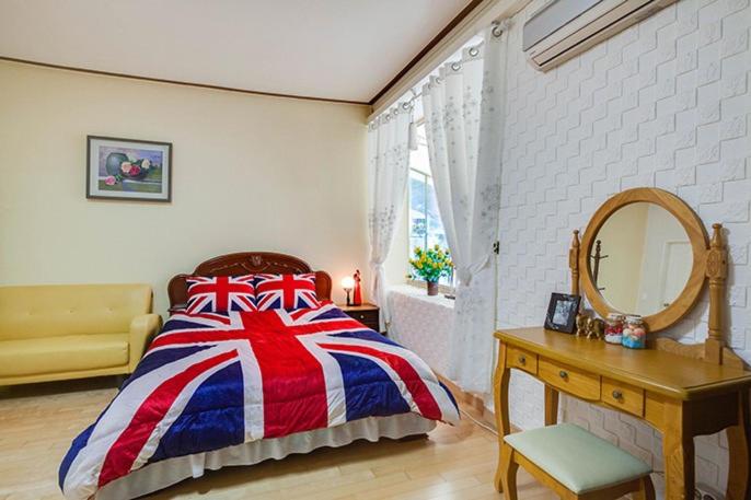 Image of Double Room 3 10