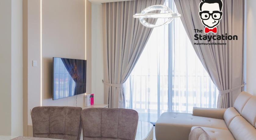 クチン Staycation Homestay 56 Podium Apartments 4つ星 ゲストハウス スイート