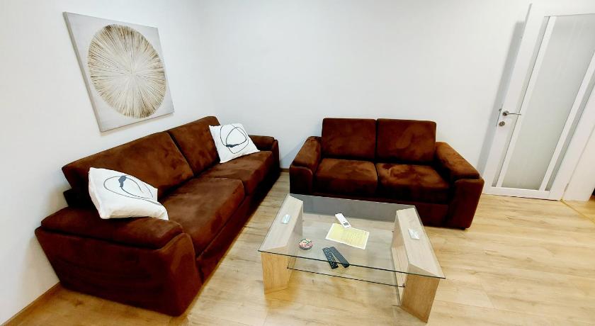 ベオグラード Apartment ENJOY BG 4つ星 シングルルーム レストラン