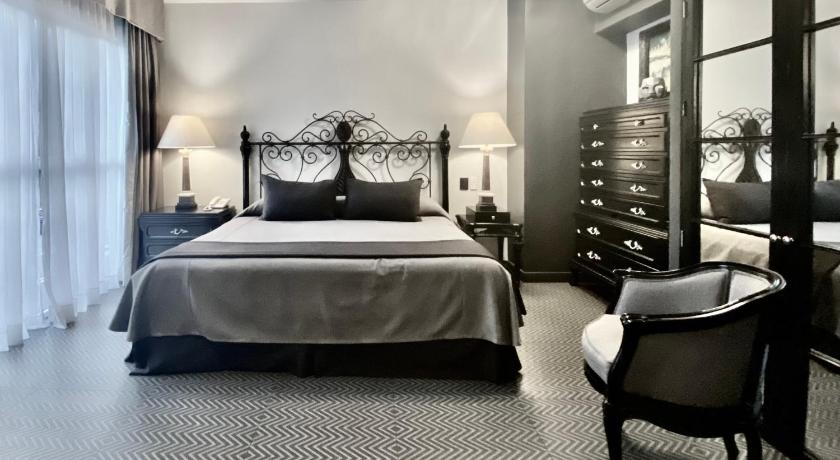 Image of Suite C 4