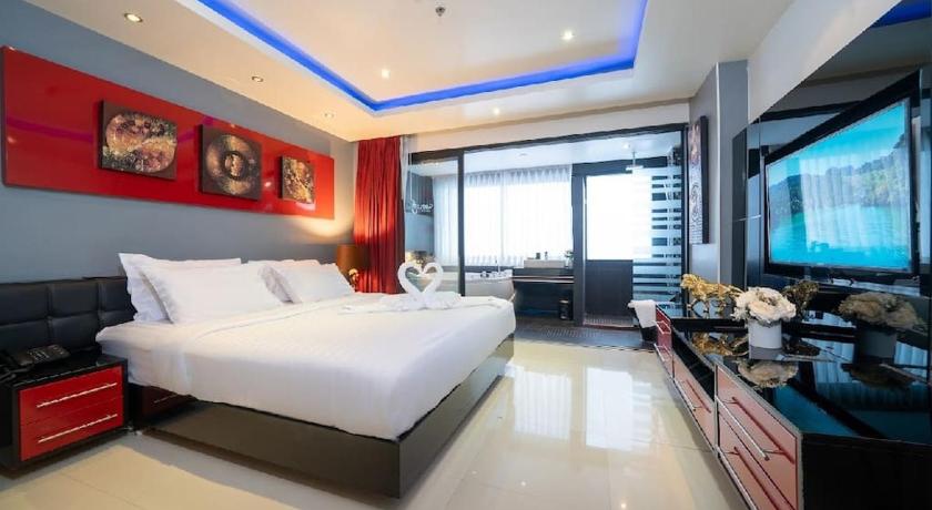 Absolute Bangla Jacuzzi Suites Condo - image 2