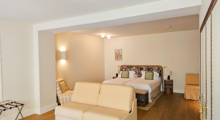 Immagine di Camera Tripla Superior (Superior Triple Room) 8