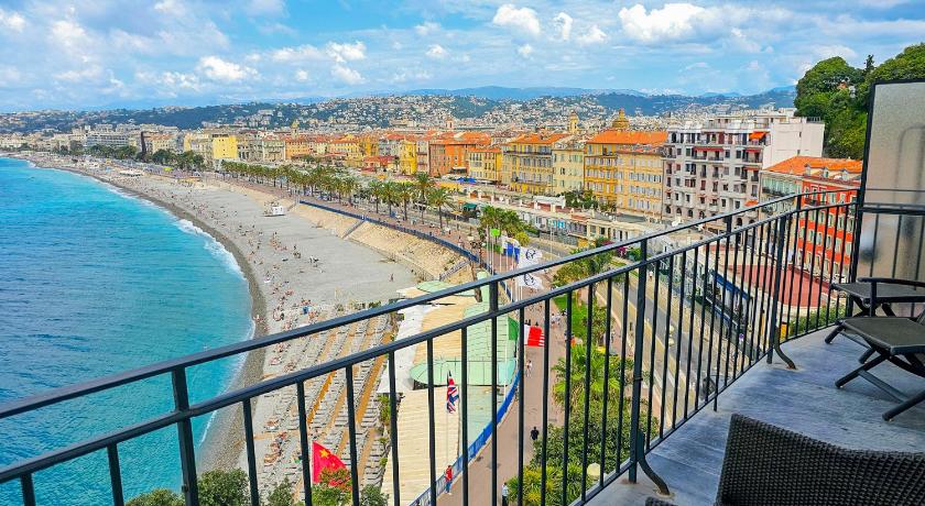 Immagine di Suite Baie des Anges con Vista Mare Completa (Suite Baie des Anges with Full Sea View) 1