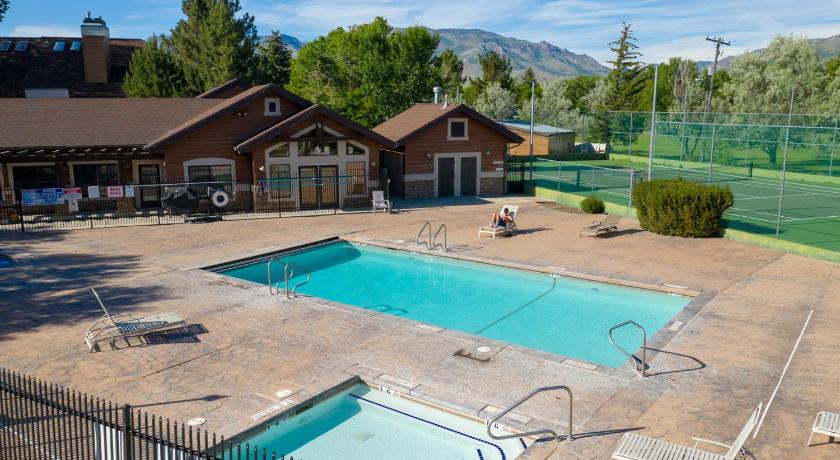 헌츠빌 (UT) Lakeside Escape 2 BR with Hot Tub 4성급 숙소 외관