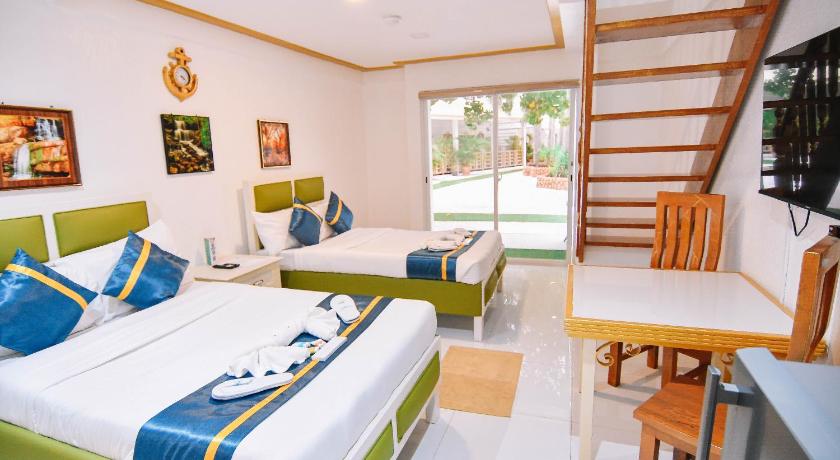 Image of Family Junior Suite 0