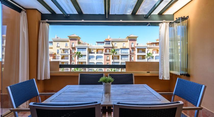 Los Albatros PLUS by H - Playa de los Haraganes HAHB140P27