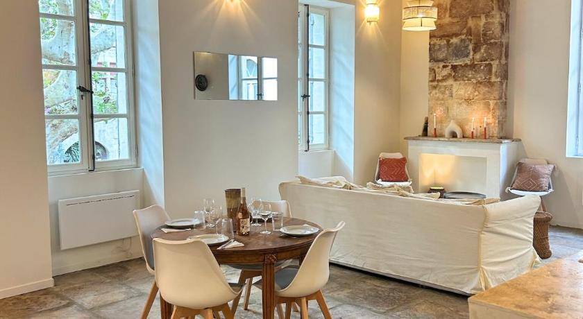 Une Nuit en Provence Appartement Authentique