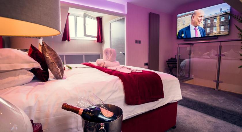 Image of Executive Suite with Spa Bath 9