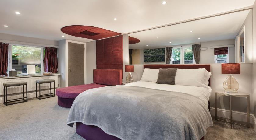 Image of One-Bedroom Chalet 0