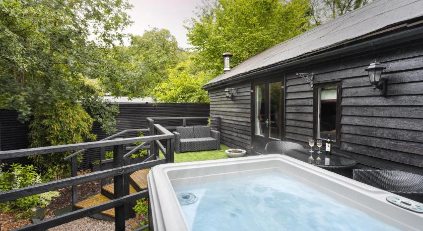 Image of One-Bedroom Chalet 5
