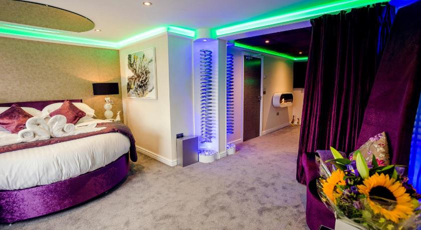 Image of King Suite With Spa Bath 4