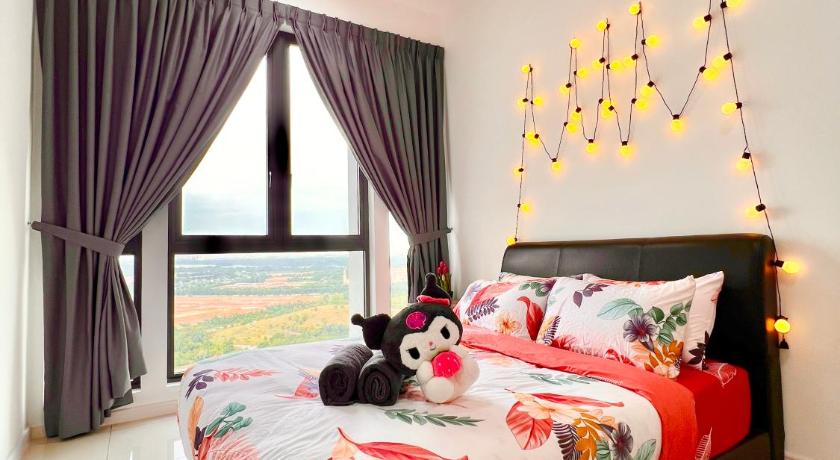 Johor Bahru Legoland-HappyWonder LoveSuite@Elysia-8px Poolview 4-Star Guesthouse suite