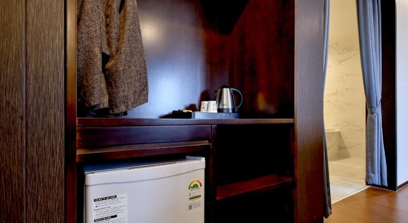 Image of Executive Suite 10