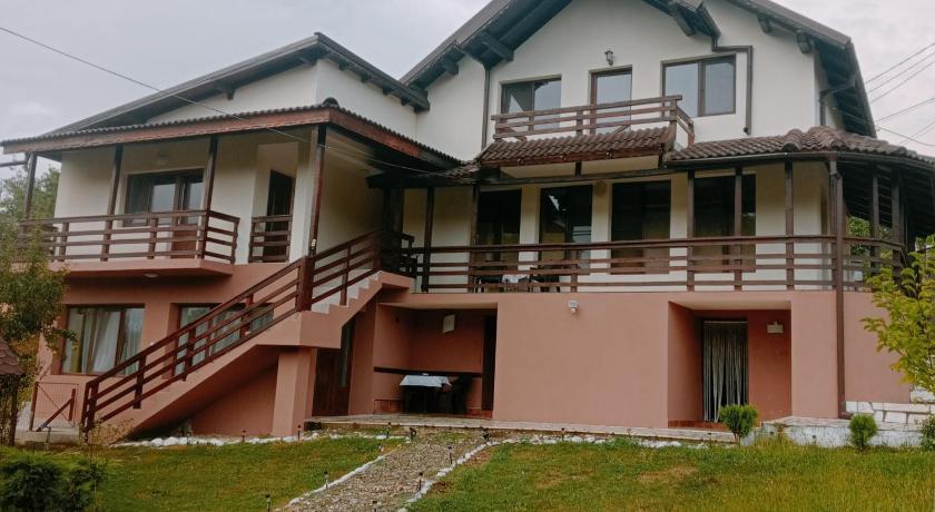 Casa din Deal Isverna Mehedinti