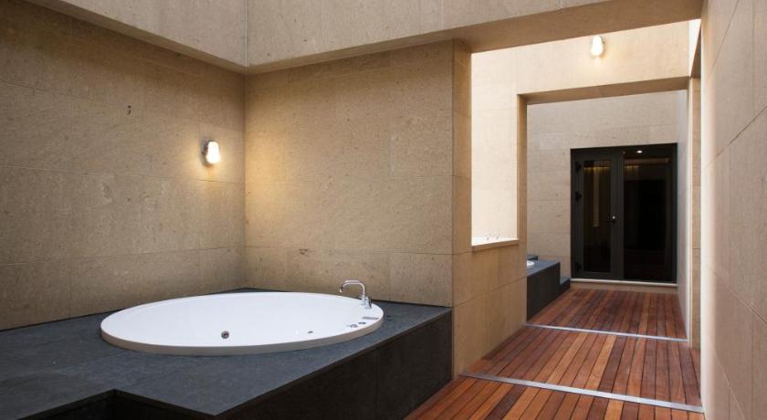 城南 Pangyo Business & Tourist Hotel KYND 3つ星 ホテル レストラン