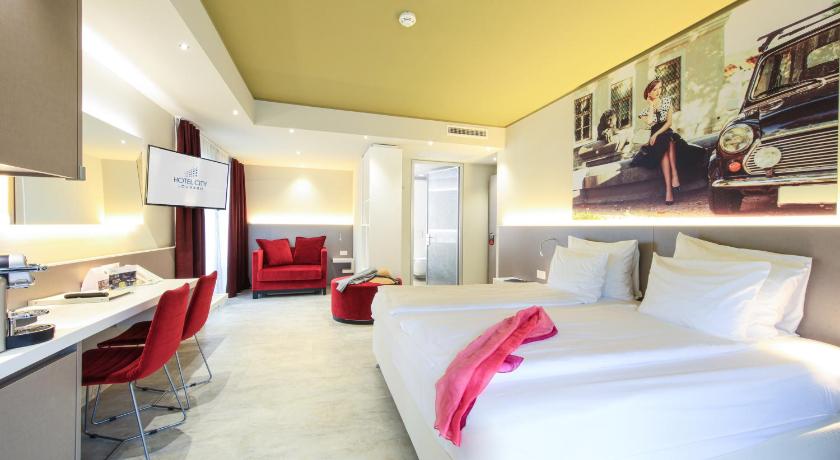 Image of Superior Double Room 4