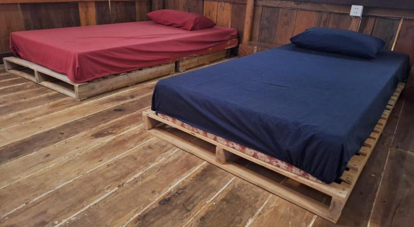 Image of Bed in 6-Bed Mixed Dormitory Room 1
