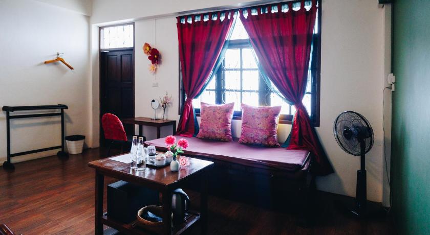 Image of Double Room with Shared bathroom 9