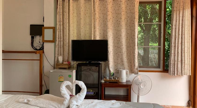 Image of King Room with Mountain View 7