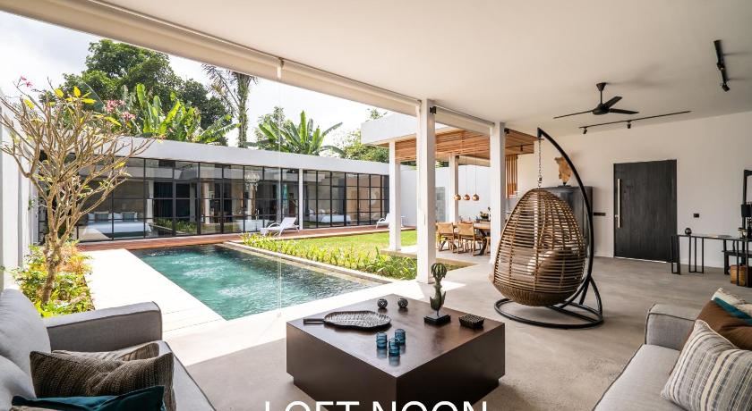 Tampilan Rouge - Loft Noon