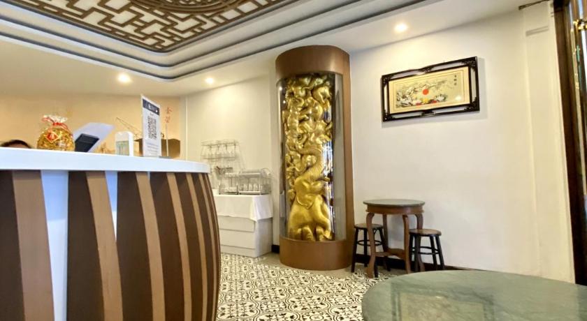 Sunray Beach Hotel - image 9